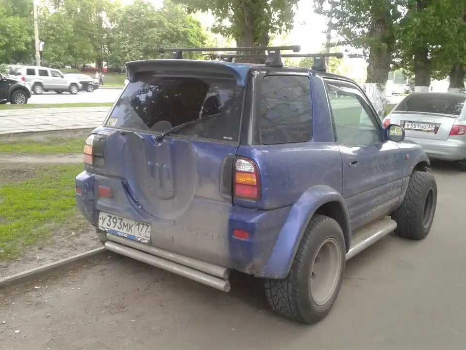 Фото автомобиля HYUNDAI ELANTRA, 2005 — госномер Т631ЕХ977. Цвет: СЕРЕБРИСТЫЙ