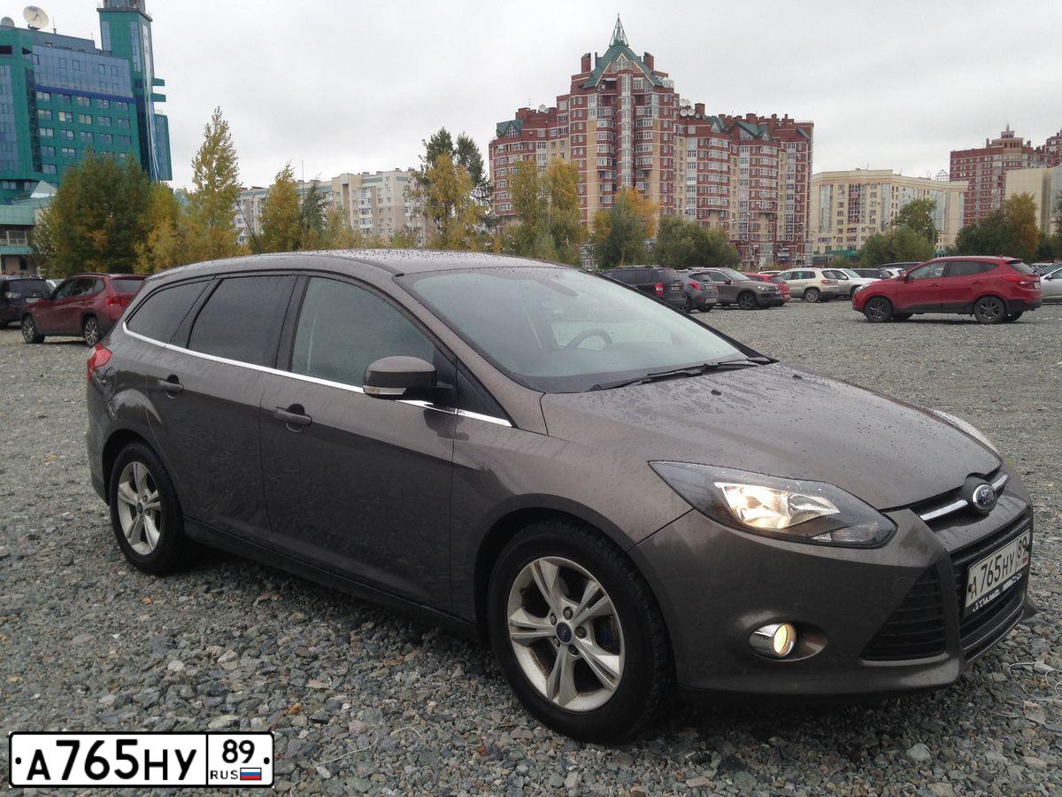 Фото автомобиля FORD FOCUS, 2012 — госномер Т220СВ72. Цвет: СЕРО-КОРИЧНЕВЫЙ