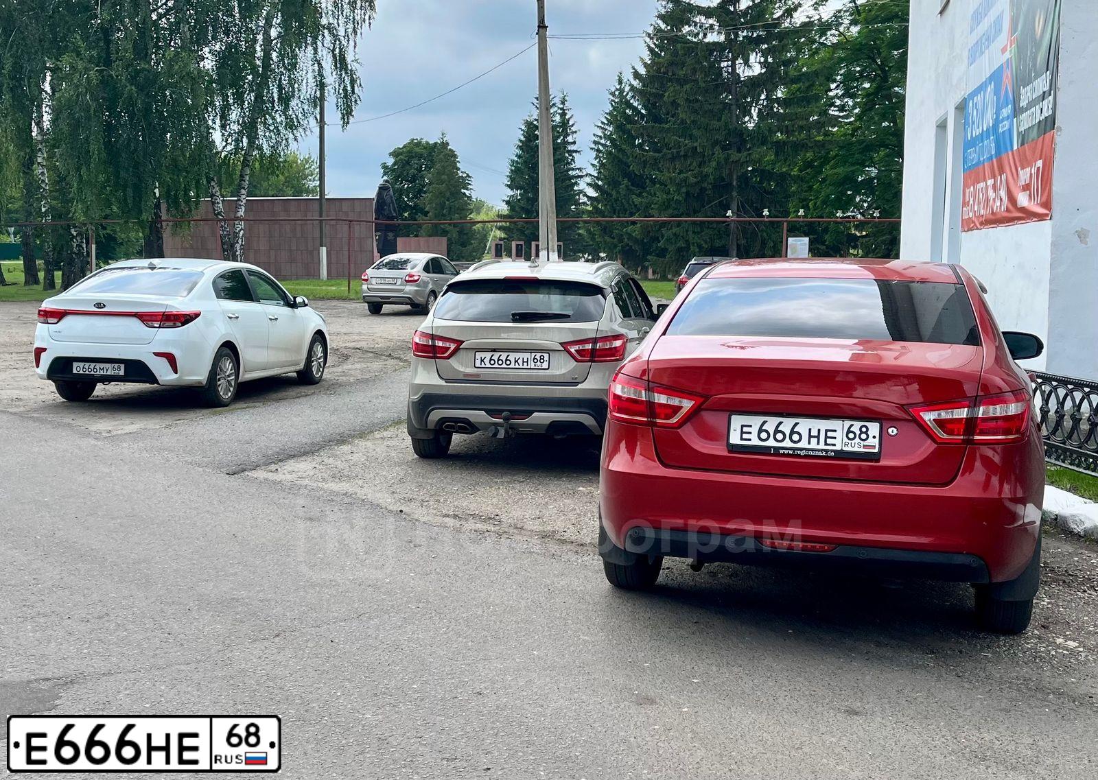 Фото автомобиля LADA 2170 PRIORA, 2008 — госномер Р204ВР181. Цвет: ГРАФИТОВЫЙ МЕТАЛЛИК