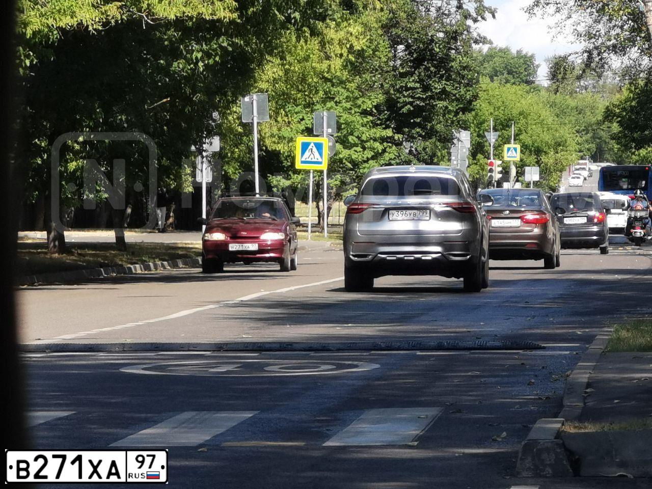 Фото автомобиля LADA 2107, 2005 — госномер В271ХА97. Цвет: ЗЕЛЕНЫЙ