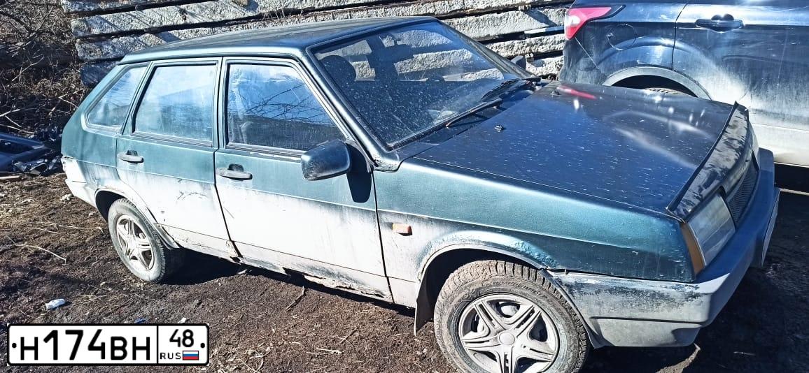 Фото автомобиля LADA 2109 SAMARA, 2000 — госномер Н174ВН48. Цвет: ЗЕЛЕНЫЙ
