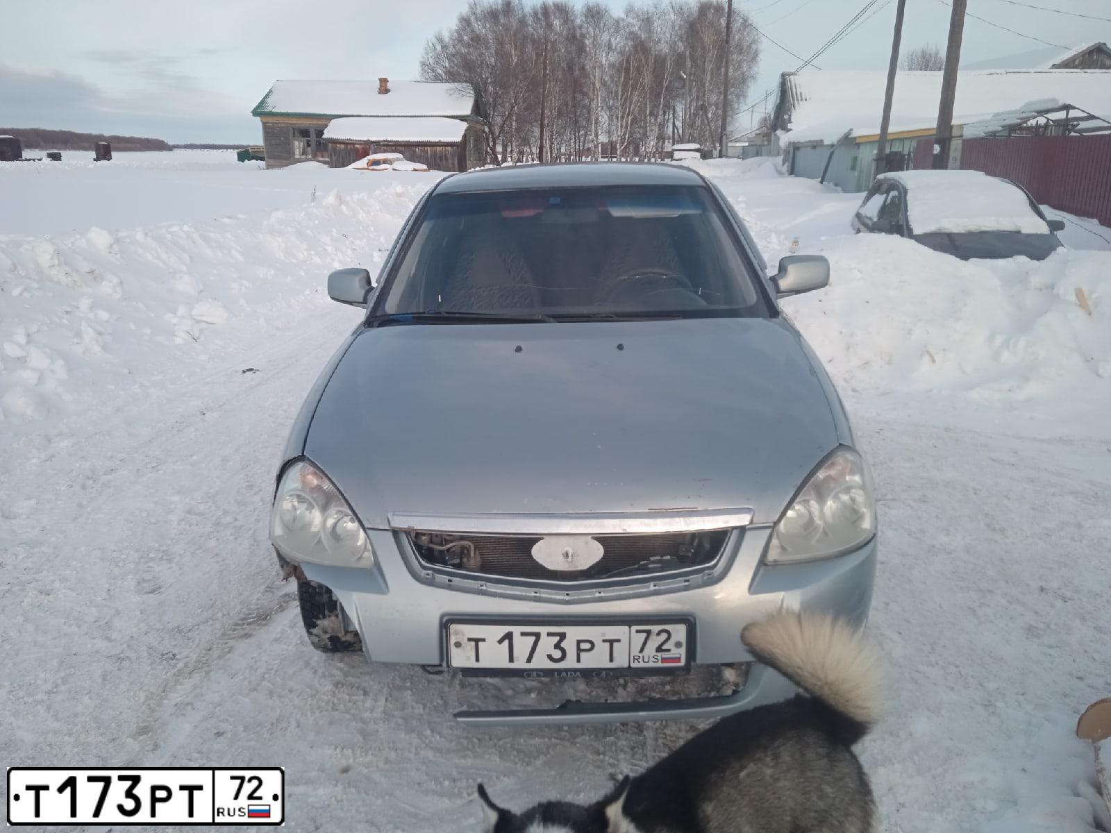 Фото автомобиля LADA PRIORA, 2008 — госномер У982ВР31. Цвет: СЕРЕБРИСТО-ГОЛУБОЙ