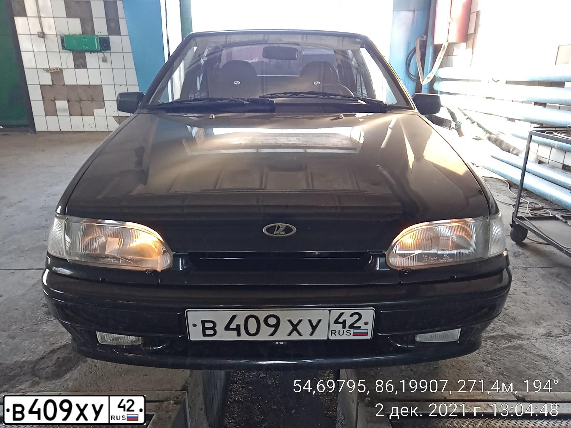Фото автомобиля LADA 2115 SAMARA, 2008 — госномер В409ХУ42. Цвет: Темно-зеленый