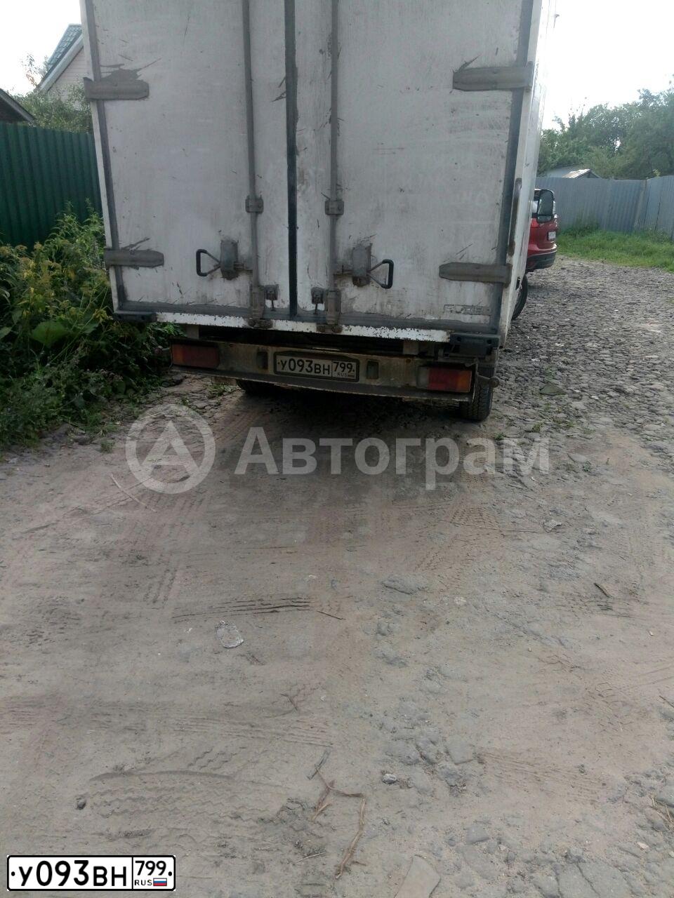 Фото автомобиля PEUGEOT BOXER, 2014 — госномер У093ВН799. Цвет: БЕЛЫЙ