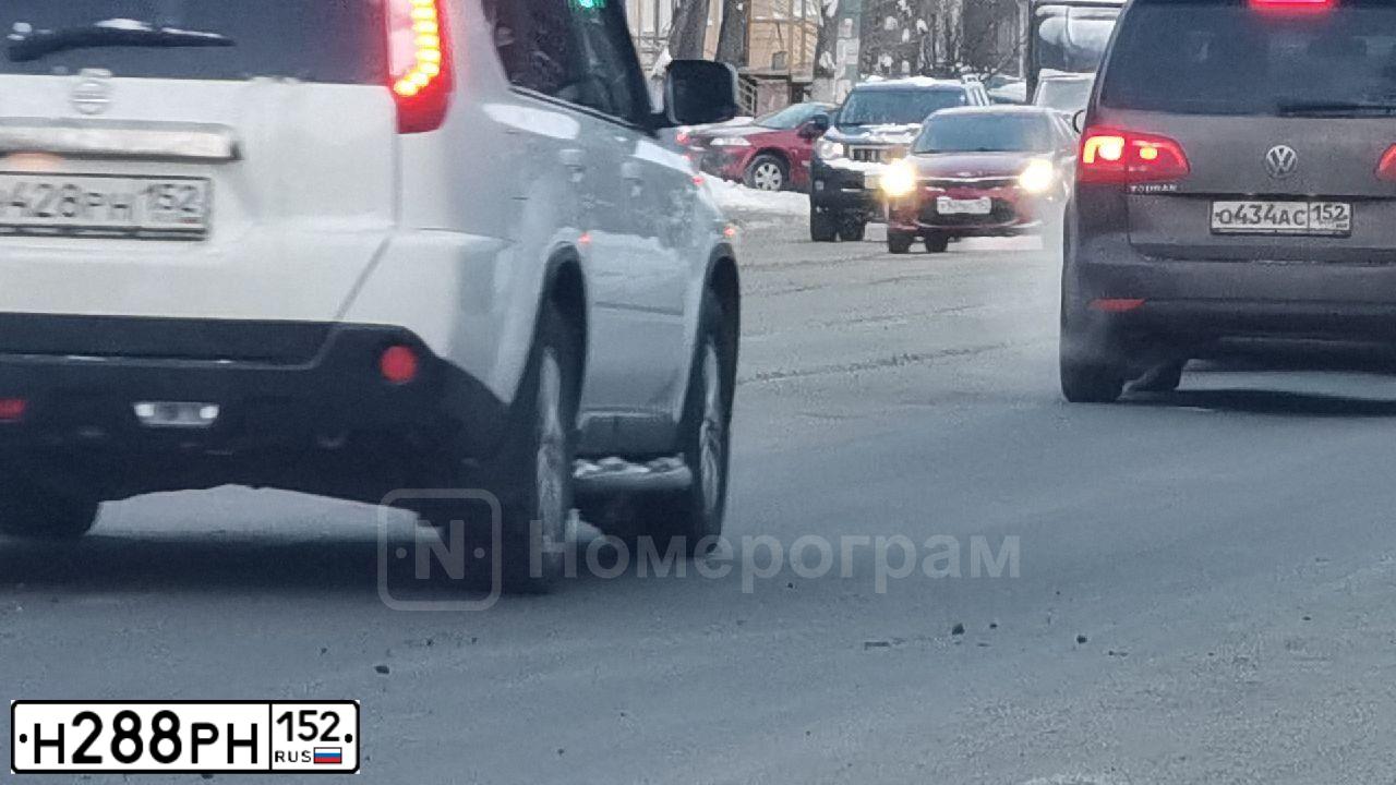 Фото автомобиля LEXUS S RX, 2005 — госномер К700СО152. Цвет: СВЕТЛО-СЕРЫЙ