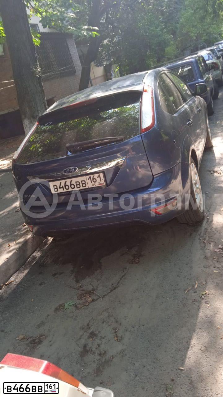 Фото автомобиля FORD FOCUS, 2008 — госномер В466ВВ161. Цвет: СИНИЙ