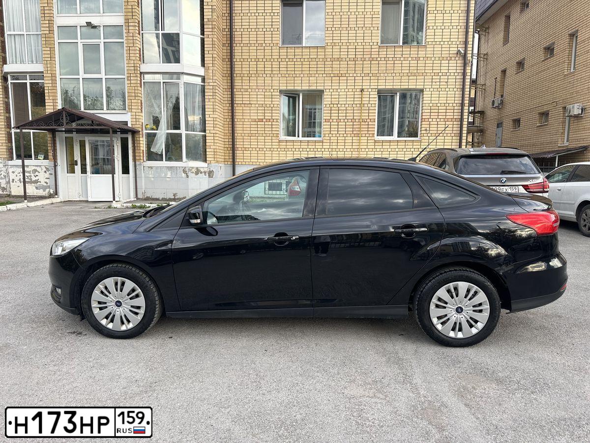 Фото автомобиля FORD FOCUS, 2016 — госномер Т888МС196. Цвет: ЧЕРНЫЙ