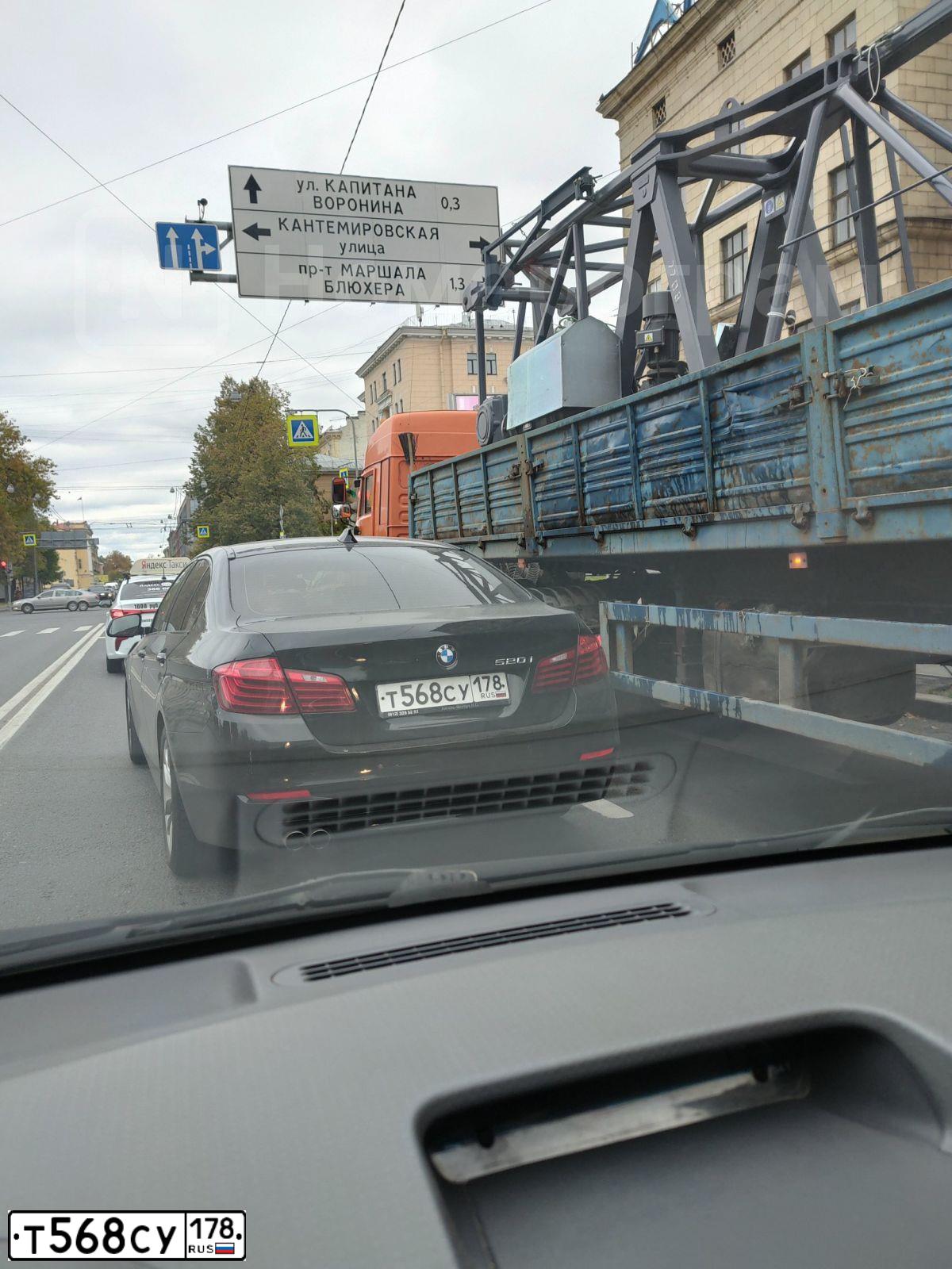 Фото автомобиля BMW SERIE 5, 2015 — госномер Т568СУ178. Цвет: ЧЕРНЫЙ