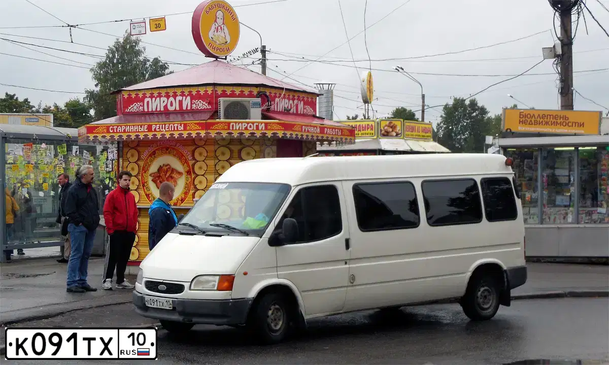 Фото автомобиля FORD TRANSIT, 1995 — госномер С342ХЕ198. Цвет: Белый