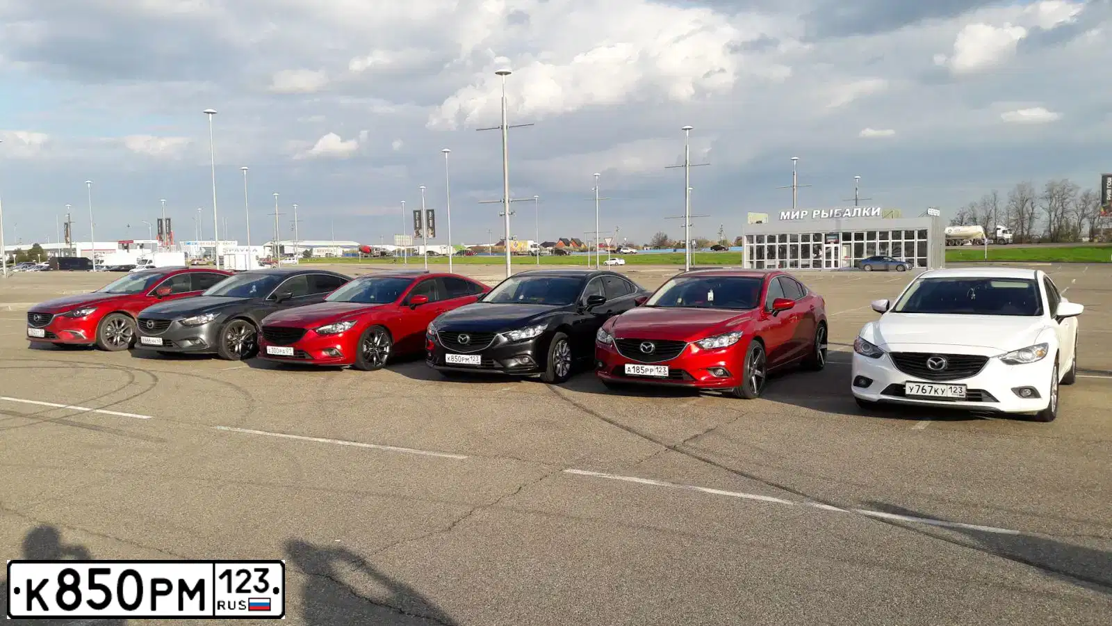 Фото автомобиля MAZDA 6, 2015 — госномер К850РМ123. Цвет: ЧЕРНЫЙ