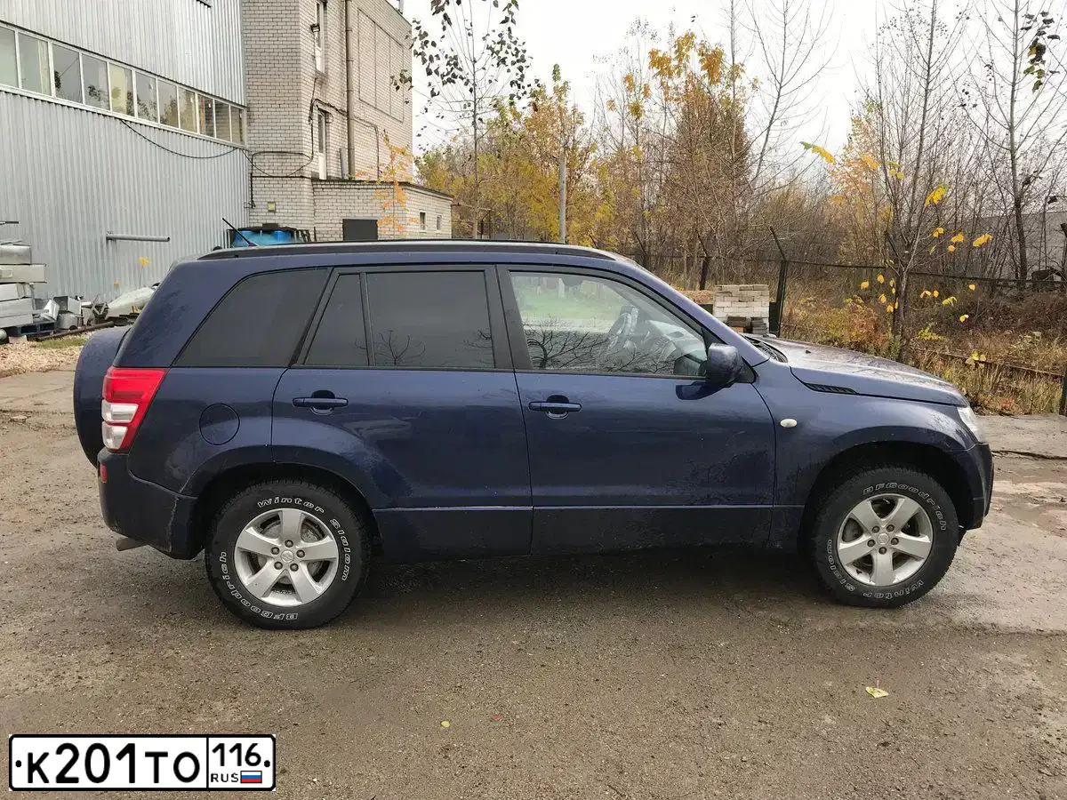 Фото автомобиля SUZUKI /GRAND/ VITARA, 2005 — госномер Х321КВ142. Цвет: синий