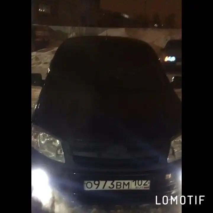 Фото автомобиля LADA 2190 GRANTA, 2012 — госномер Е622ВХ156. Цвет: СЕРО-ЧЕРНЫЙ