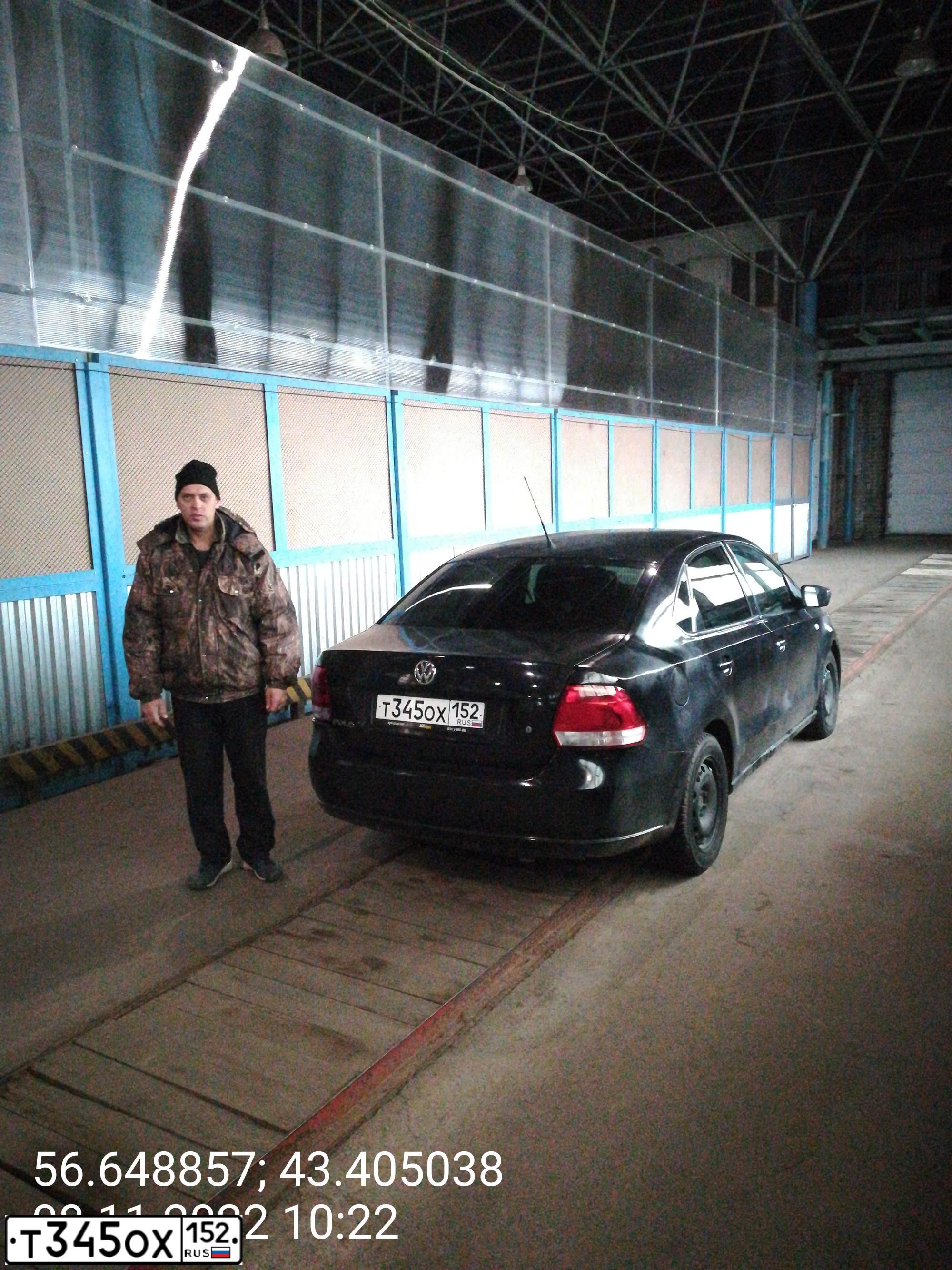 Фото автомобиля VOLKSWAGEN POLO, 2012 — госномер У289ЕХ716. Цвет: ЧЕРНЫЙ