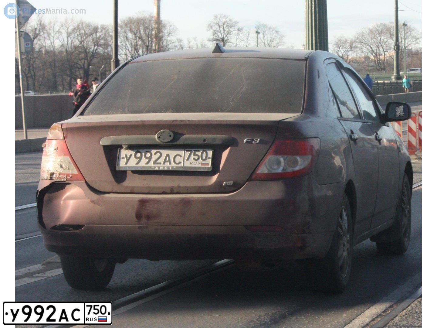 Фото автомобиля BYD D F3, 2011 — госномер У992АС750. Цвет: КРАСНЫЙ