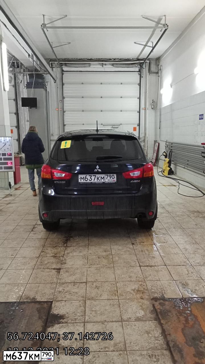 Фото автомобиля MITSUBISHI ASX, 2014 — госномер М637КМ790. Цвет: ЧЕРНЫЙ