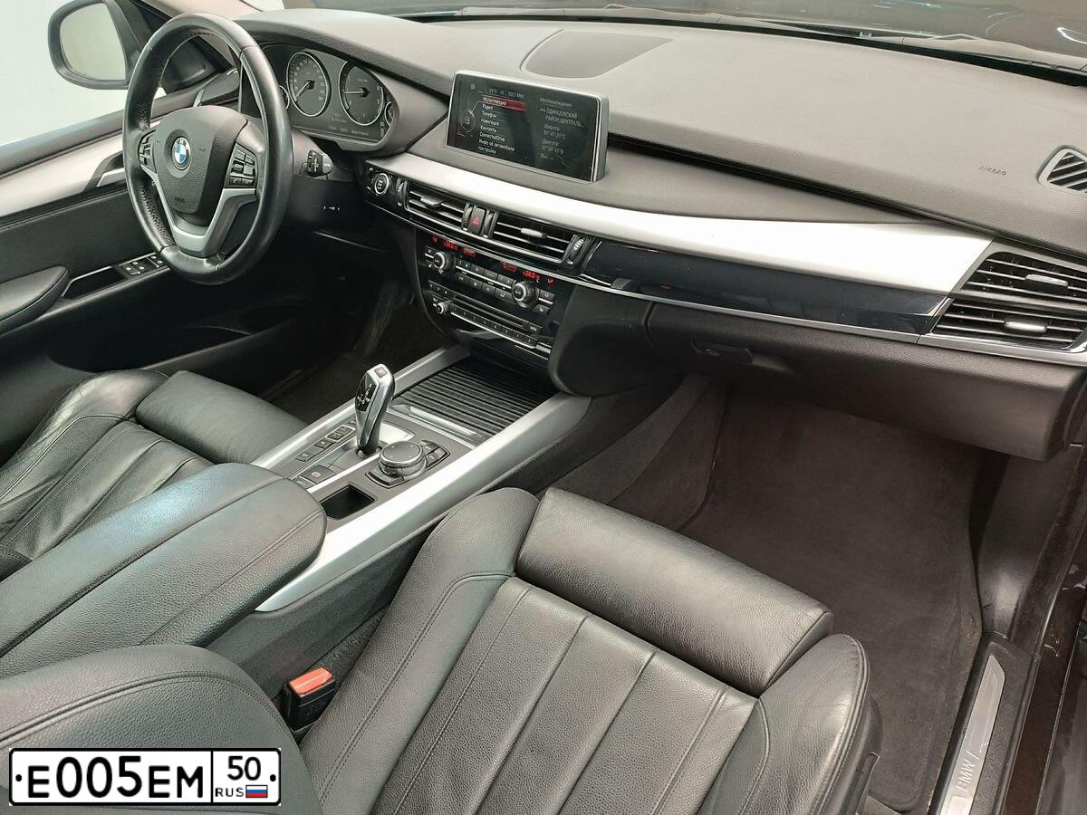 Фото автомобиля BMW X5, 2016. Цвет: Коричневый