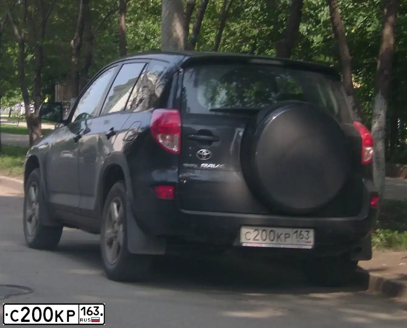 Фото автомобиля TOYOTA RAV4, 2008 — госномер С200КР163. Цвет: ЧЕРНЫЙ