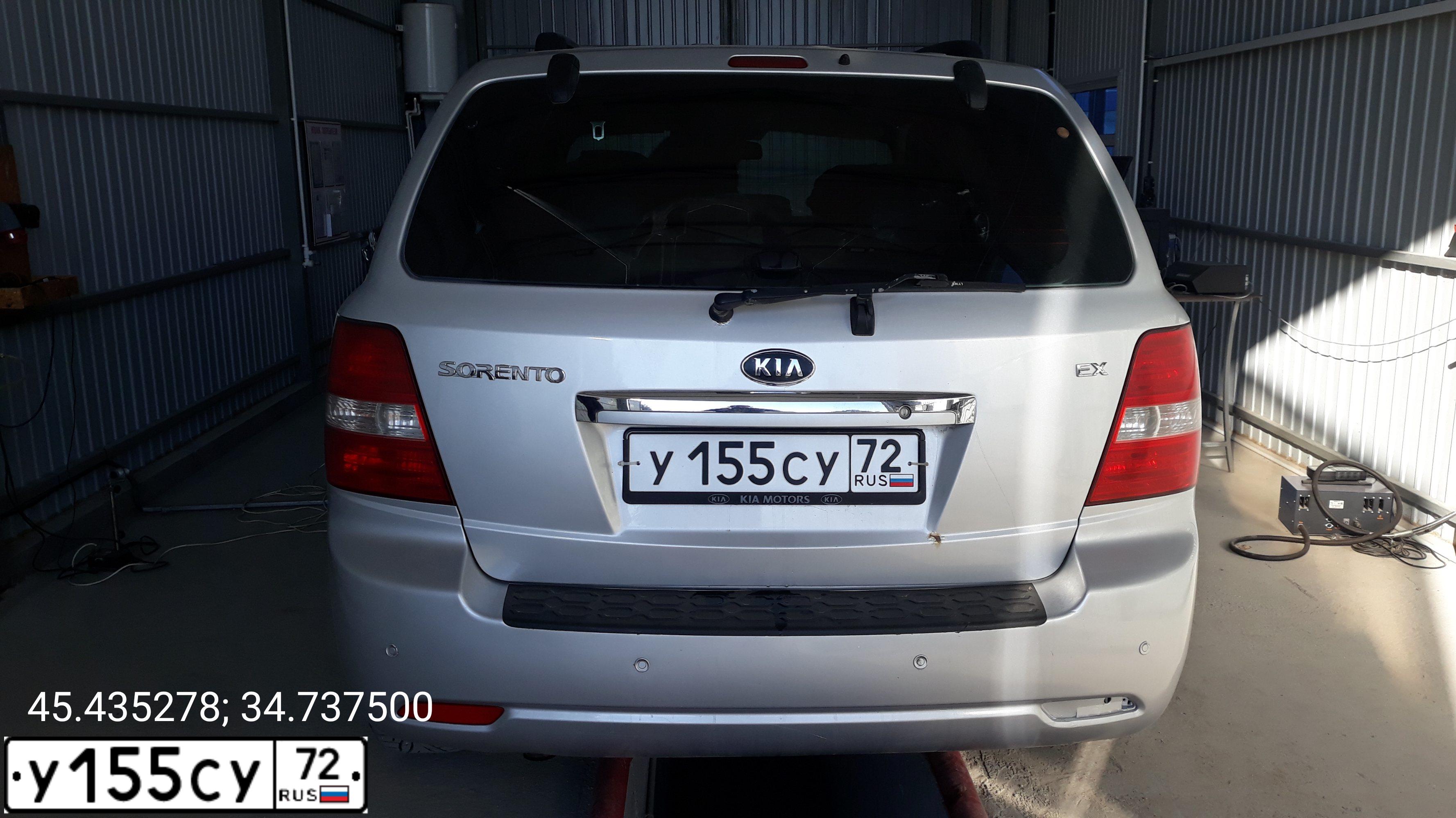Фото автомобиля KIA SORENTO, 2006 — госномер М533НО82. Цвет: Серебристый