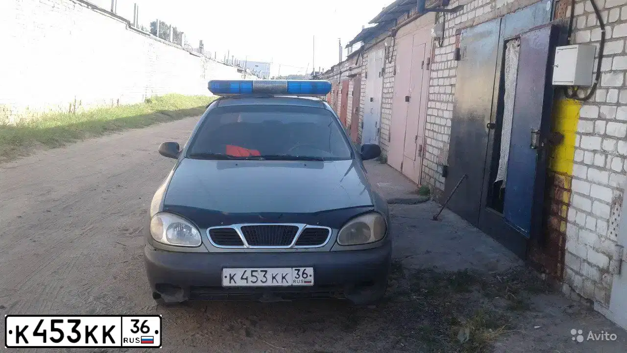 Фото автомобиля MERCEDES E-KLASSE, 1996 — госномер К453КК36. Цвет: Темно-синий