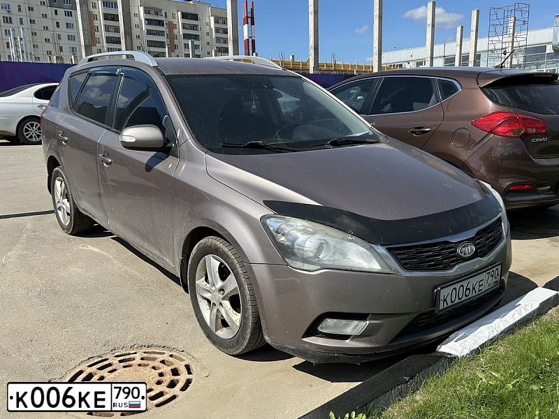 Фото автомобиля KIA CEED ED, 2010 — госномер О569КС76. Цвет: СЕРЫЙ