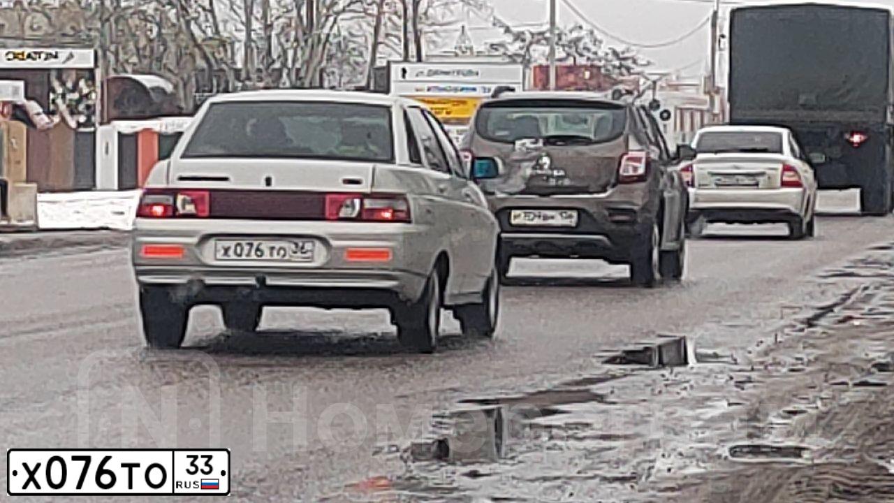 Фото автомобиля RENAULT SYMBOL, 2002 — госномер Т922АУ181