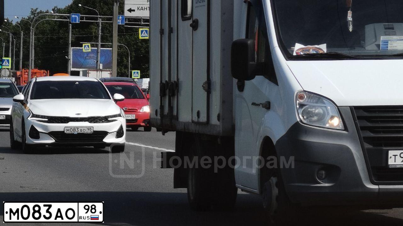 Фото автомобиля KIA RIO, 2018 — госномер М186СС13. Цвет: БЕЛЫЙ