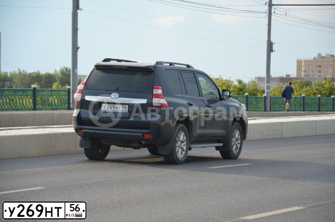 Фото автомобиля TOYOTA LANDCRUISER, 2013 — госномер У269НТ56. Цвет: ТЕМНО-СЕРЫЙ