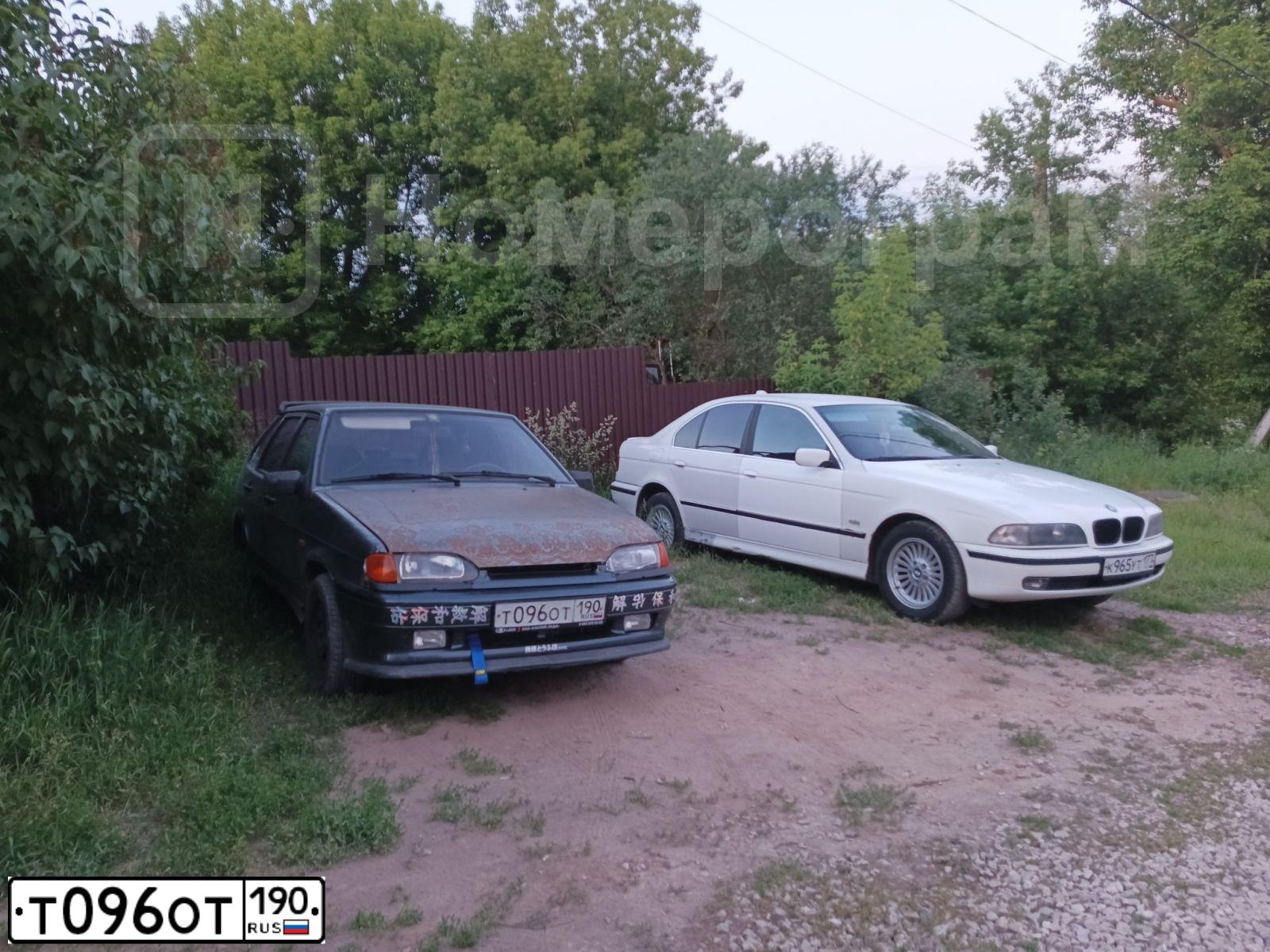 Фото автомобиля LADA 2114 SAMARA, 2005 — госномер Т096ОТ190. Цвет: СЕРО-ЗЕЛЕНЫЙ