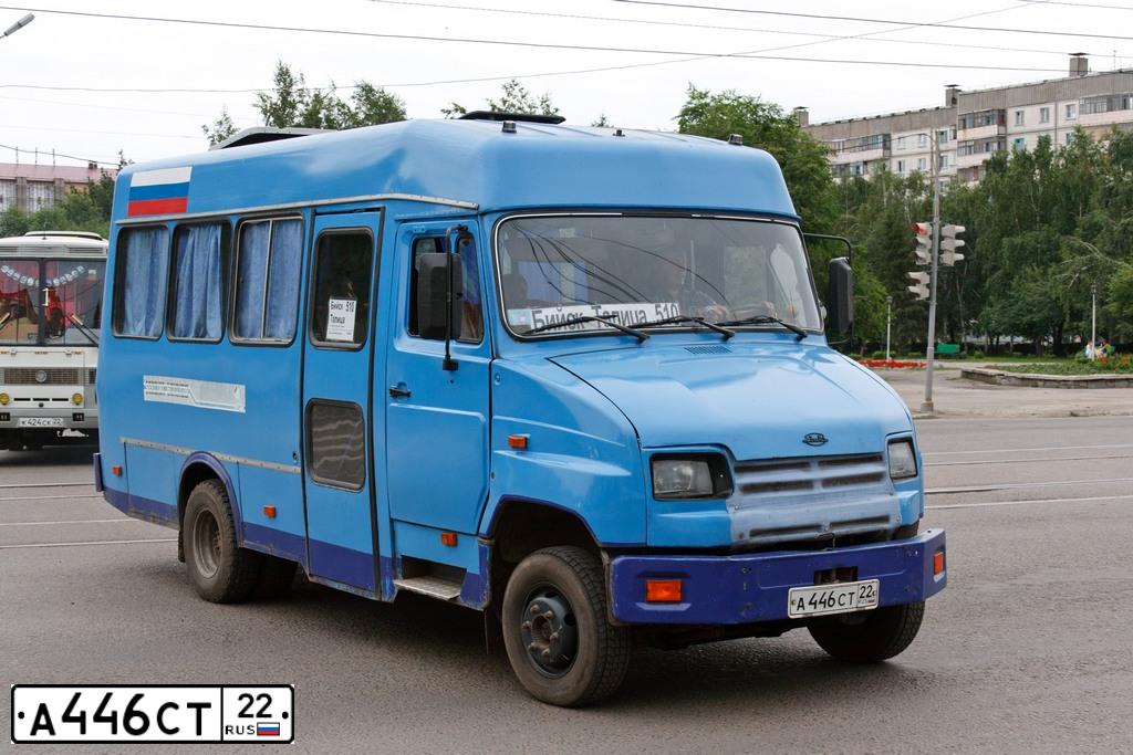 Фото автомобиля KAVZ 3244 /ZIL 5301/, 2003 — госномер А446СТ22. Цвет: СИНИЙ