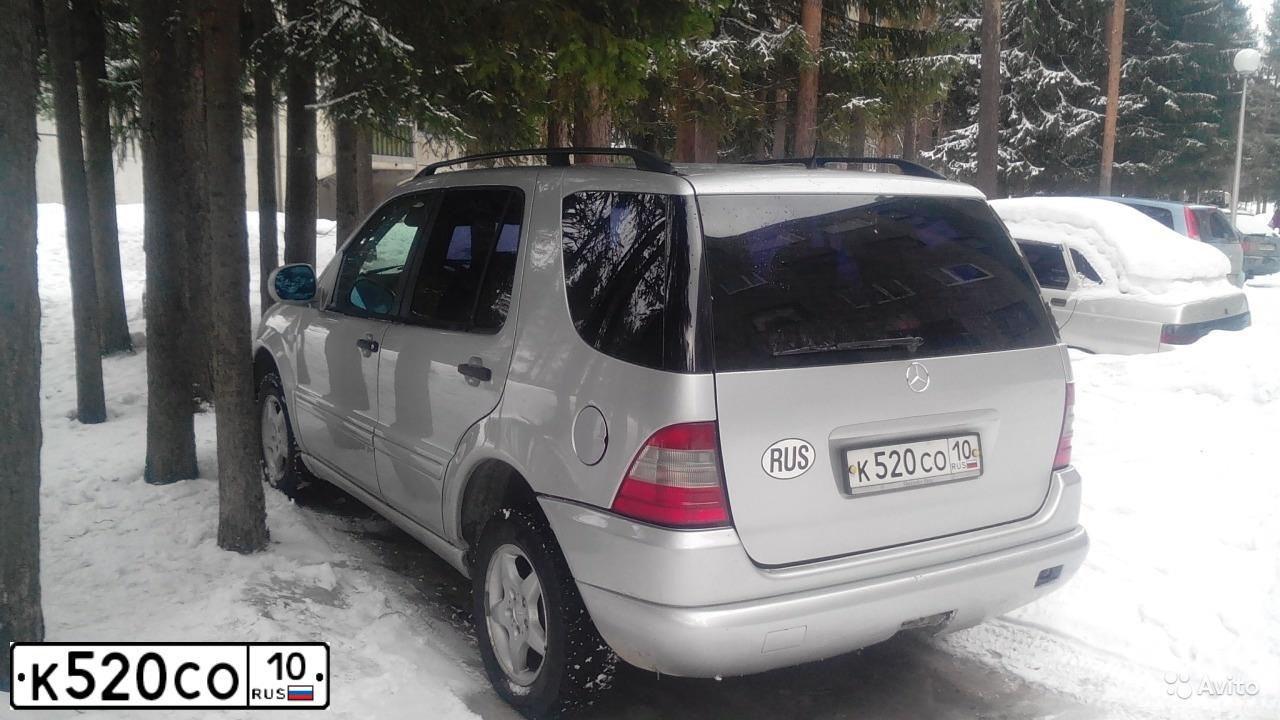 Фото автомобиля MERCEDES M-KLASSE, 1999 — госномер К520СО10. Цвет: СЕРЕБРИСТЫЙ