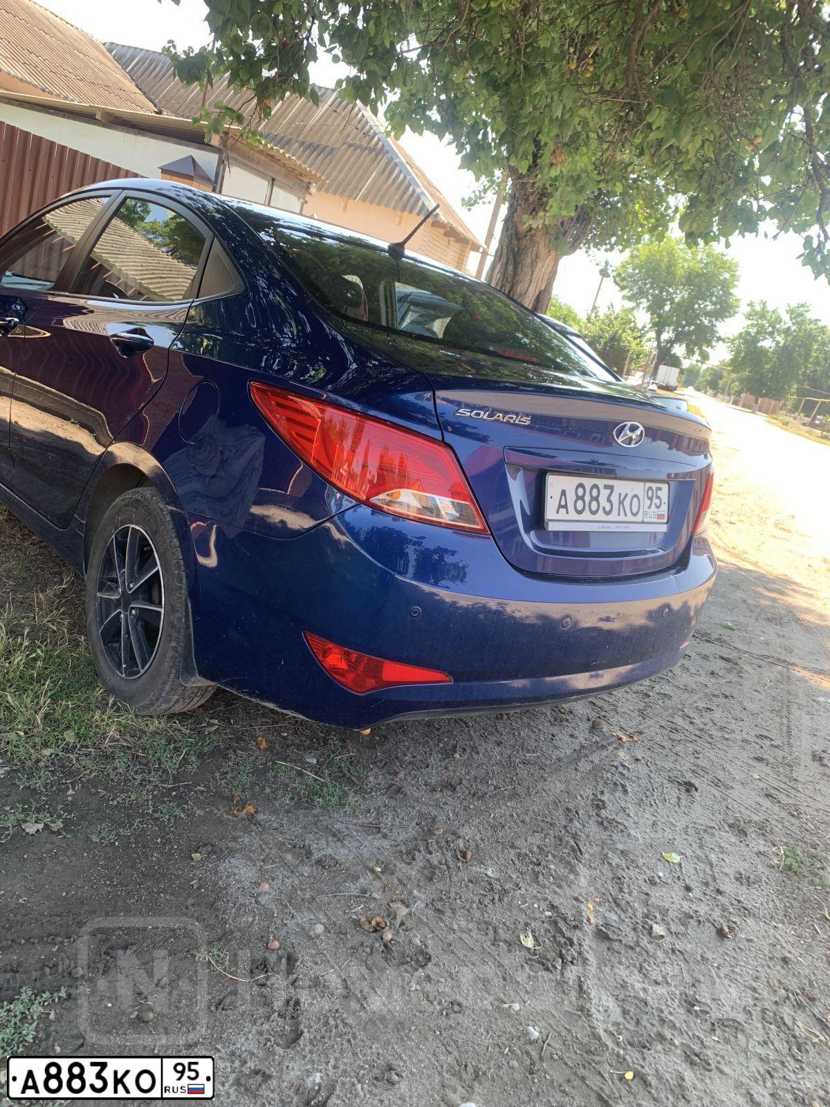 Фото автомобиля HYUNDAI SOLARIS, 2015 — госномер А883КО95. Цвет: синий