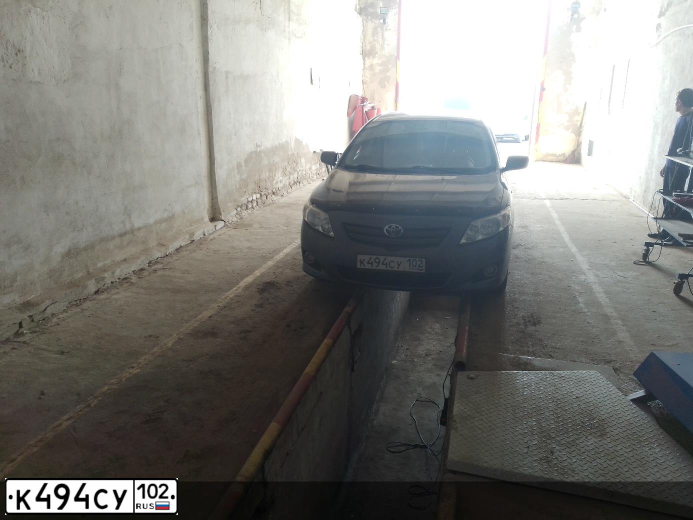 Фото автомобиля TOYOTA COROLLA, 2008 — госномер К494СУ102. Цвет: Серый