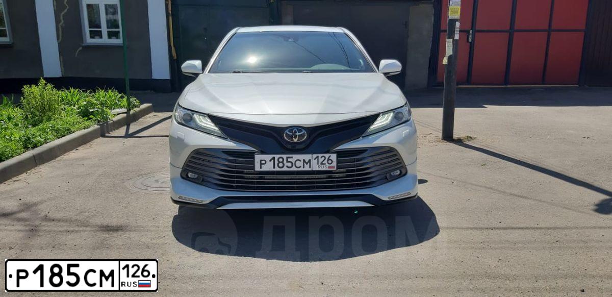 Фото автомобиля TOYOTA CAMRY, 2019 — госномер К357ВМ198. Цвет: БЕЛЫЙ
