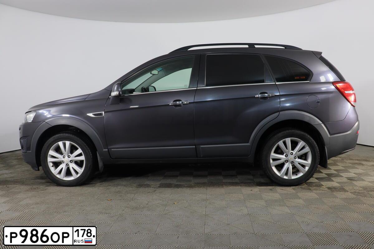 Фото автомобиля CHEVROLET CAPTIVA, 2013 — госномер К308ЕМ147. Цвет: СЕРЫЙ