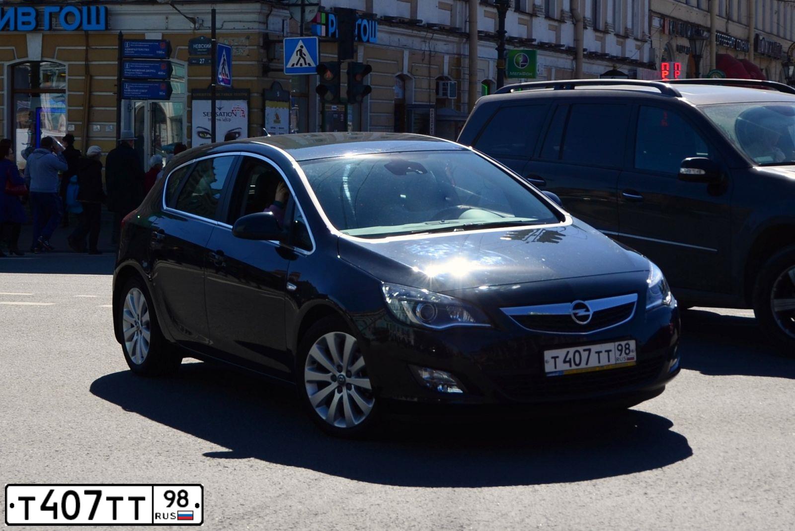 Фото автомобиля SKODA FABIA, 2006 — госномер Т407ТТ98. Цвет: Серый