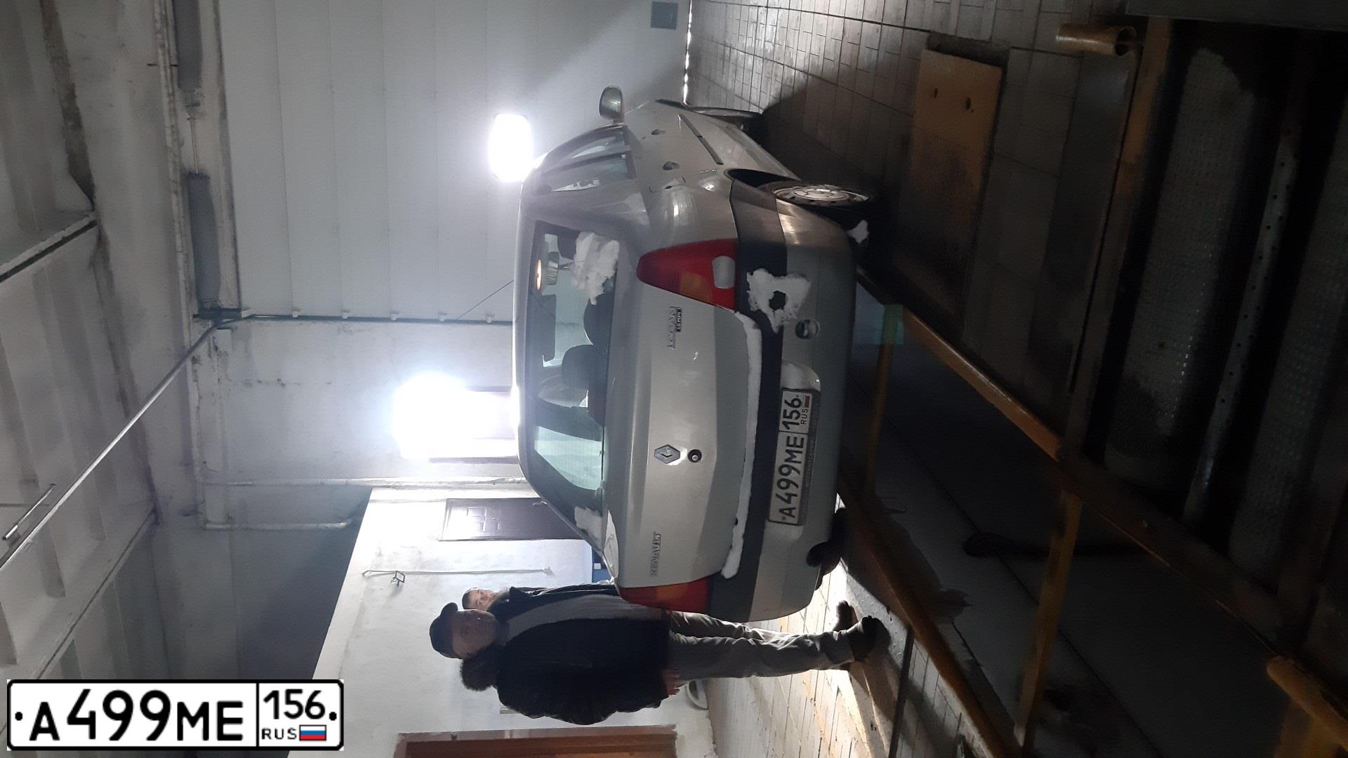 Фото автомобиля NISSAN ALMERA, 2005 — госномер Н898НЕ150. Цвет: СЕРЕБРИСТЫЙ