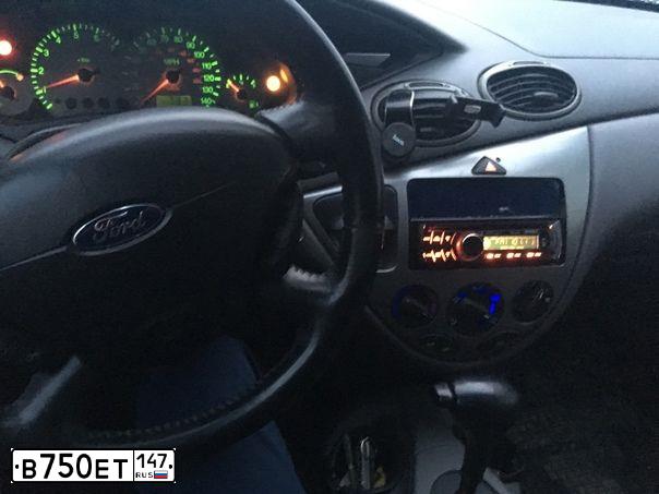 Фото автомобиля FORD FOCUS, 2003 — госномер В353НЕ51. Цвет: СЕРЫЙ