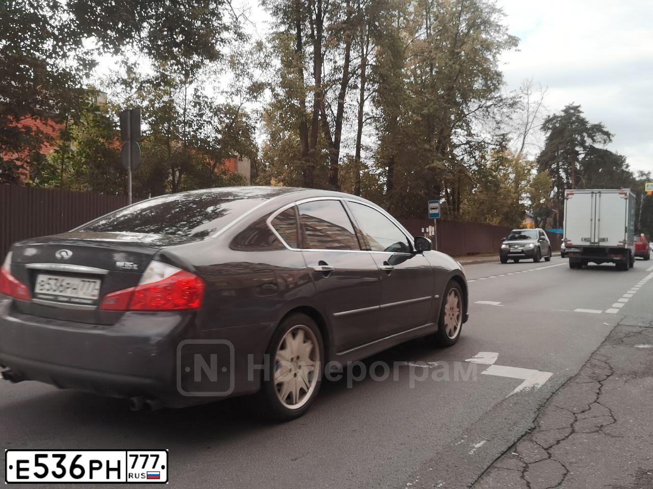 Фото автомобиля MERCEDES E-KLASSE, 2011 — госномер С337СК197. Цвет: ЧЕРНЫЙ