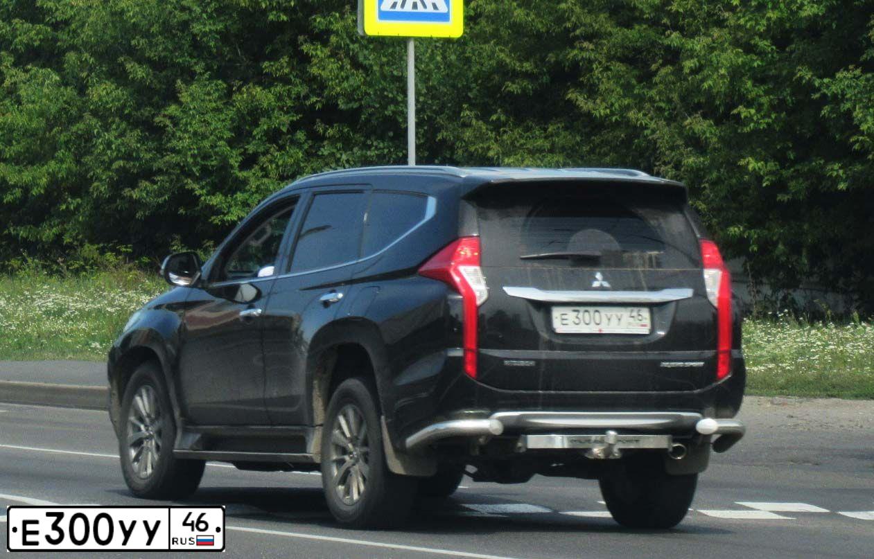 Фото автомобиля MITSUBISHI PAJERO SPORT, 2017 — госномер Р046МА46. Цвет: ЧЕРНЫЙ