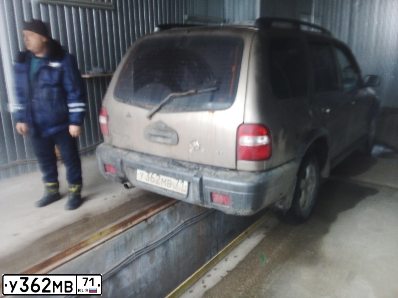 Фото автомобиля KIA SPORTAGE, 2005 — госномер У362МВ71. Цвет: Коричневый