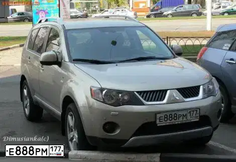 Фото автомобиля TOYOTA RAV4, 2018 — госномер С108МА797. Цвет: темно-красный металлик
