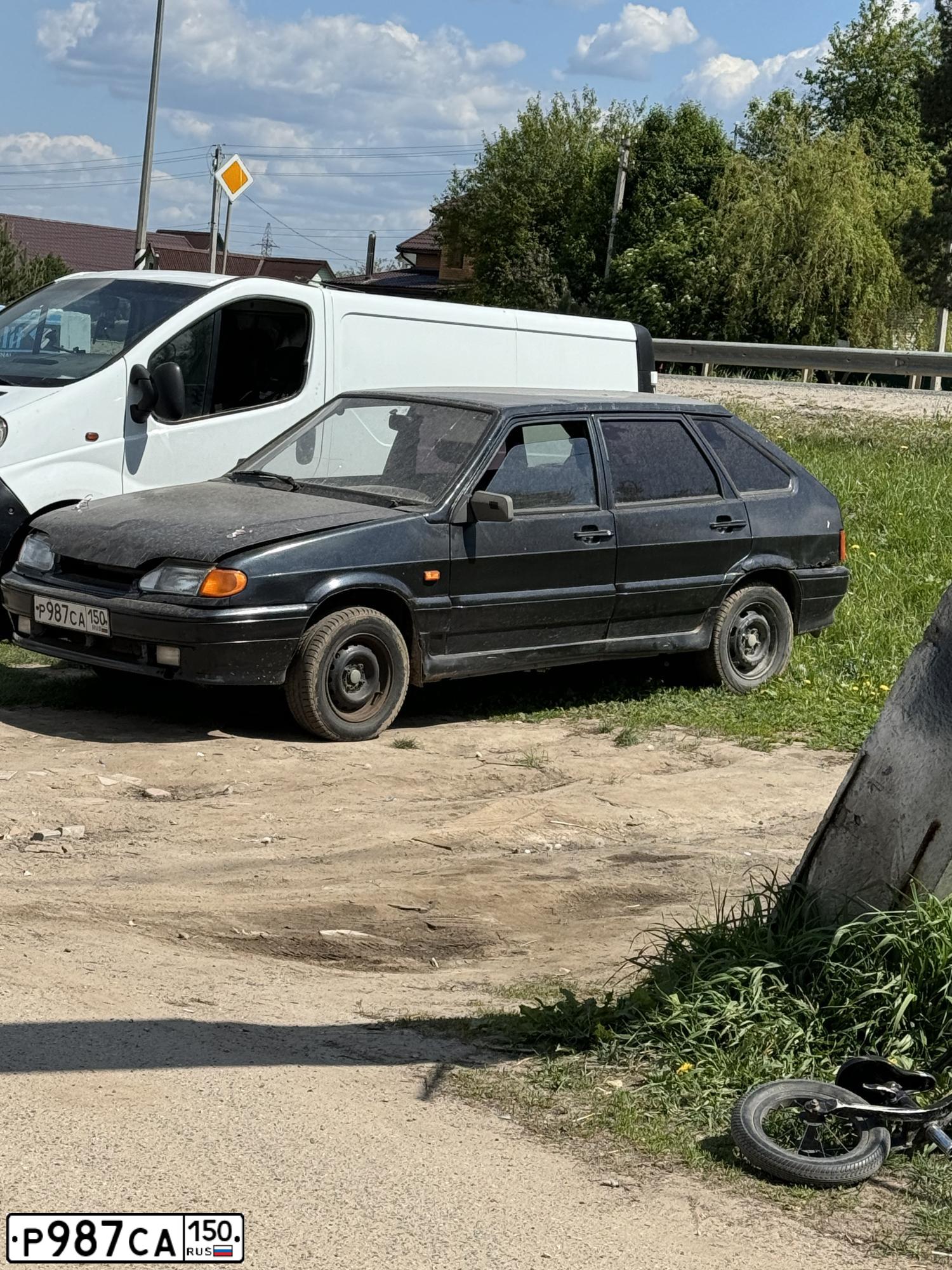 Фото автомобиля LADA 2114 SAMARA, 2008 — госномер С807РВ40. Цвет: ГРАФИТОВЫЙ МЕТАЛЛИК