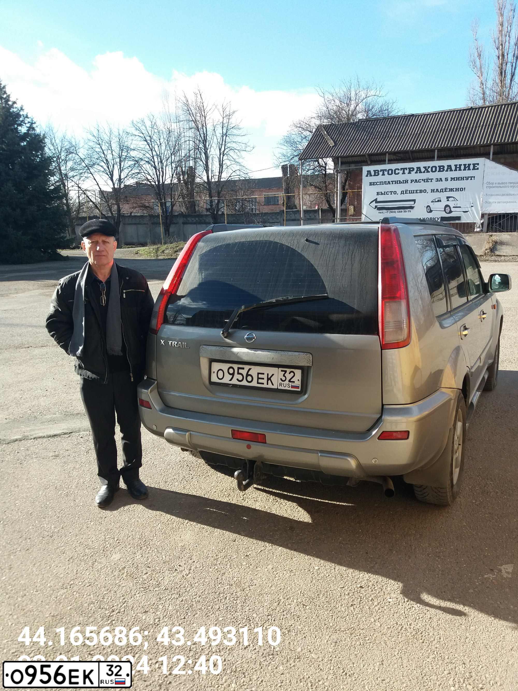 Фото автомобиля NISSAN X-TRAIL, 2002 — госномер К677ТЕ177. Цвет: Серый