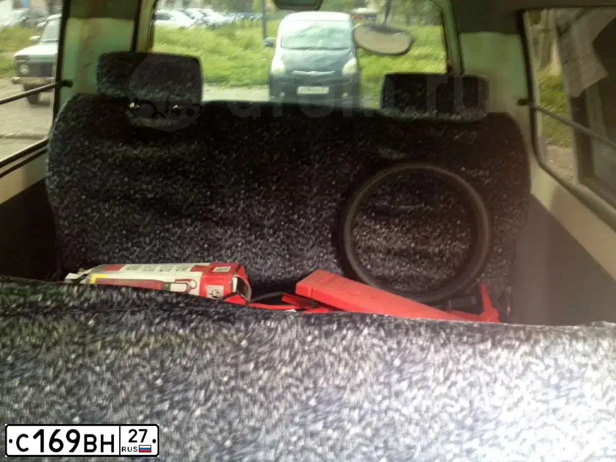 Фото автомобиля TOYOTA LITEACE, 1999 — госномер Н087ТО27