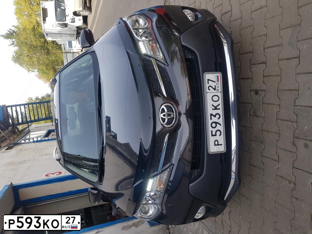 Фото автомобиля TOYOTA RAV4, 2015 — госномер А202ХК27. Цвет: ТЕМНО-КОРИЧНЕВЫЙ