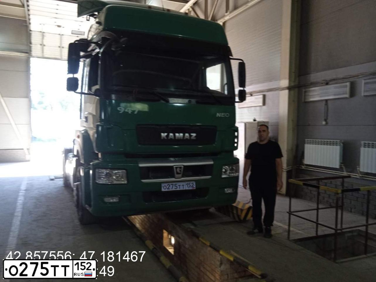 Фото автомобиля KAMAZ 5490, 2017. Цвет: ЗЕЛЕНЫЙ
