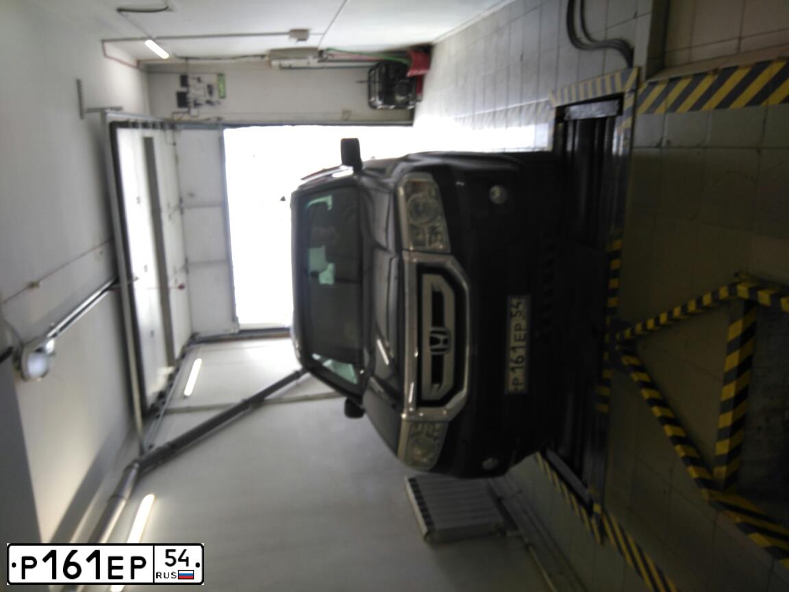 Фото автомобиля HYUNDAI SOLARIS, 2012 — госномер К703КК154. Цвет: ЧЕРНЫЙ