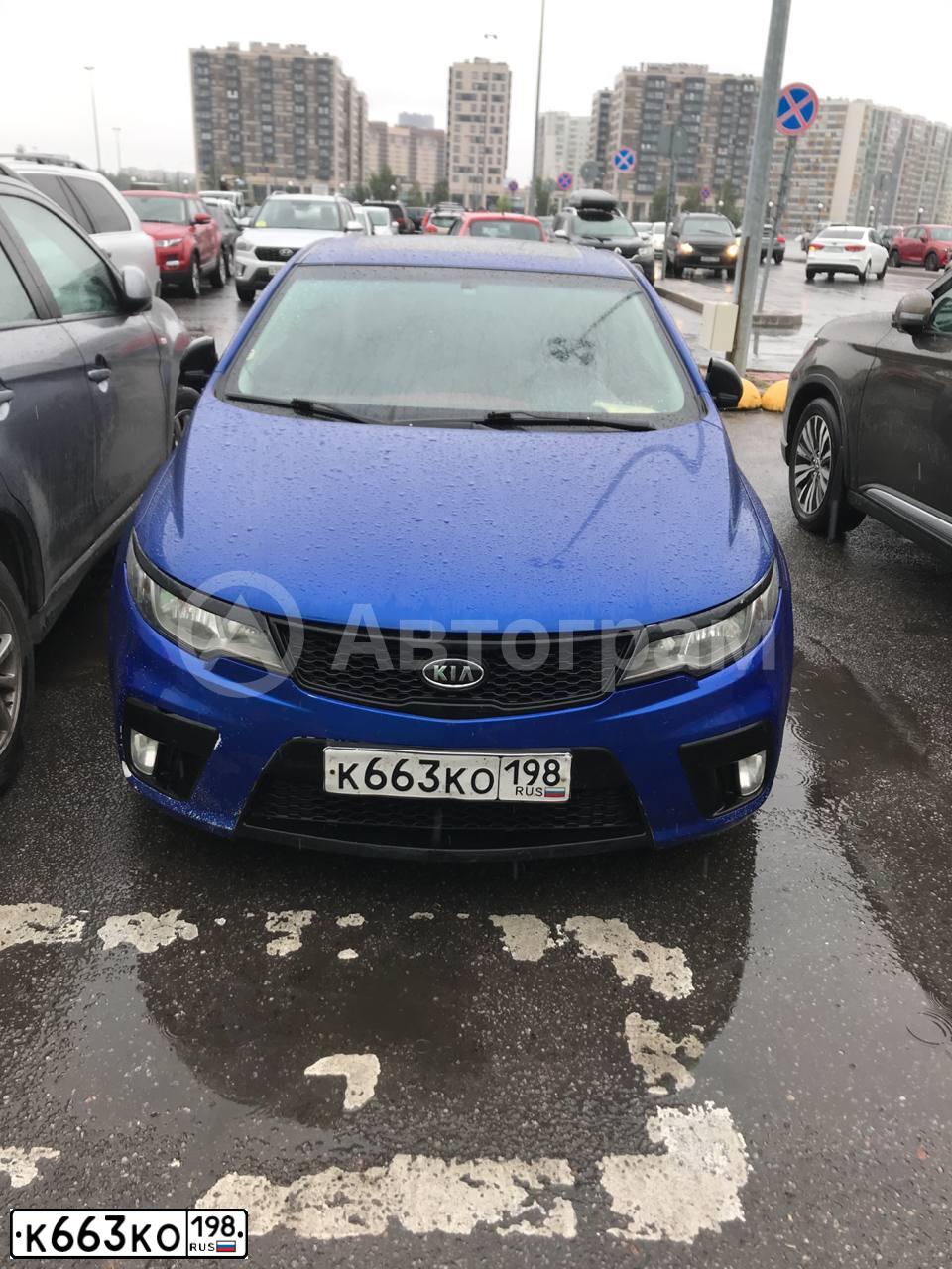 Фото автомобиля KIA CERATO, 2010 — госномер К663КО198. Цвет: синий