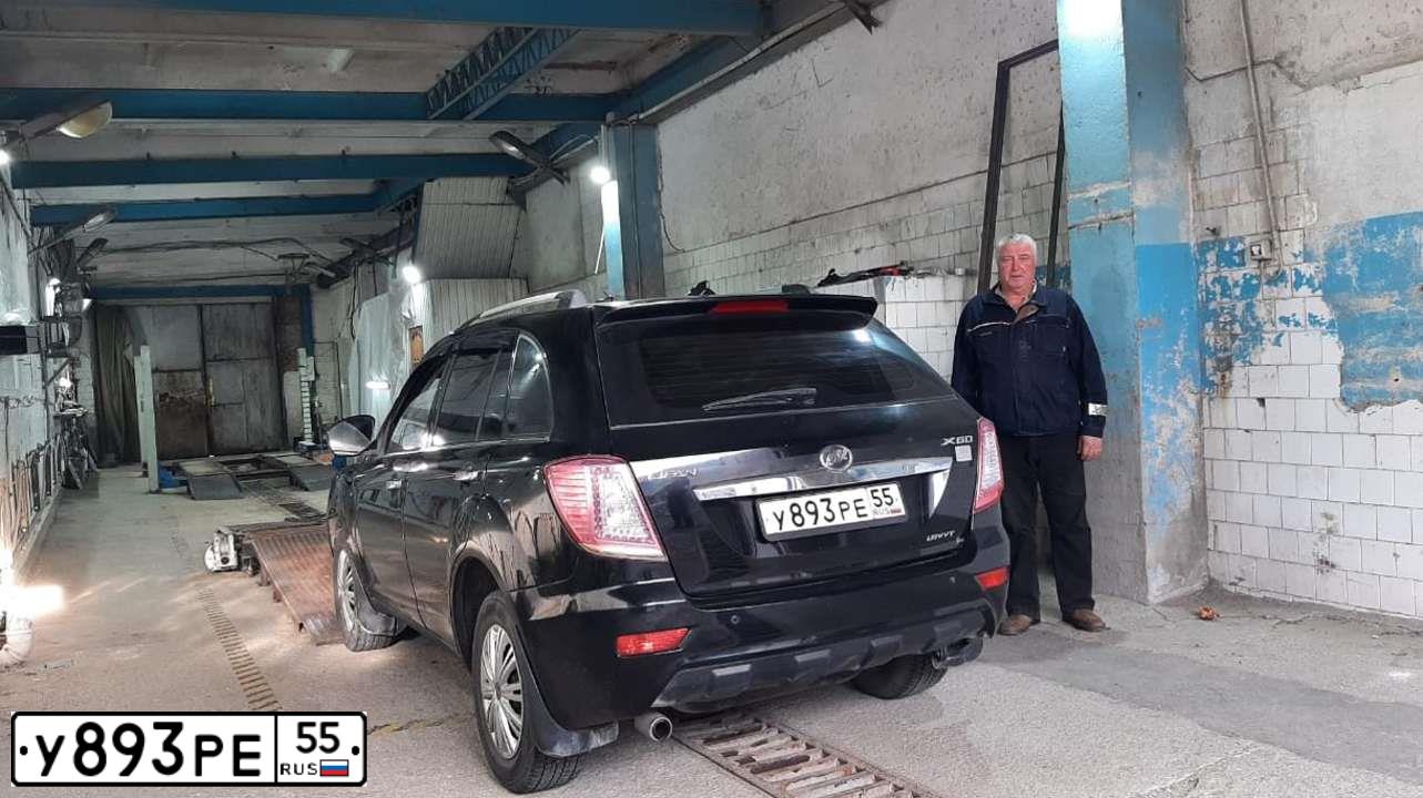 Фото автомобиля LIFAN X 60, 2013 — госномер А295МА195. Цвет: ЧЕРНЫЙ