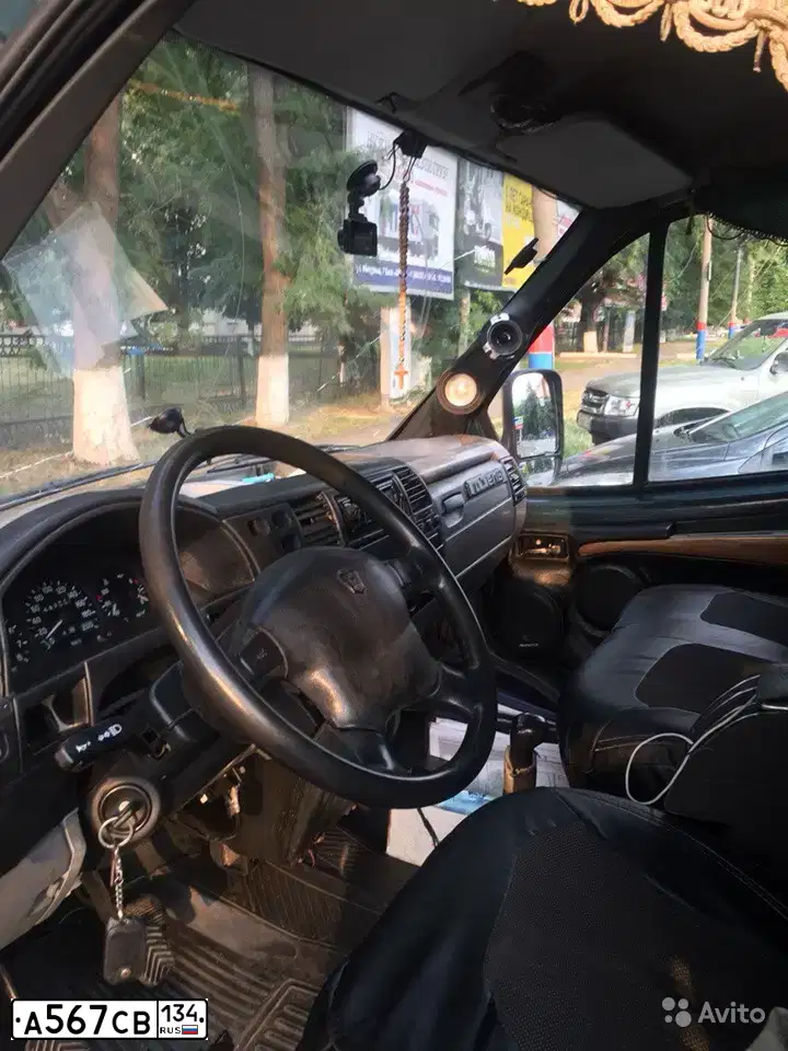 Фото автомобиля GAZ Z 3302 GAZEL, 2001 — госномер А567СВ134. Цвет: ЗЕЛЕНЫЙ